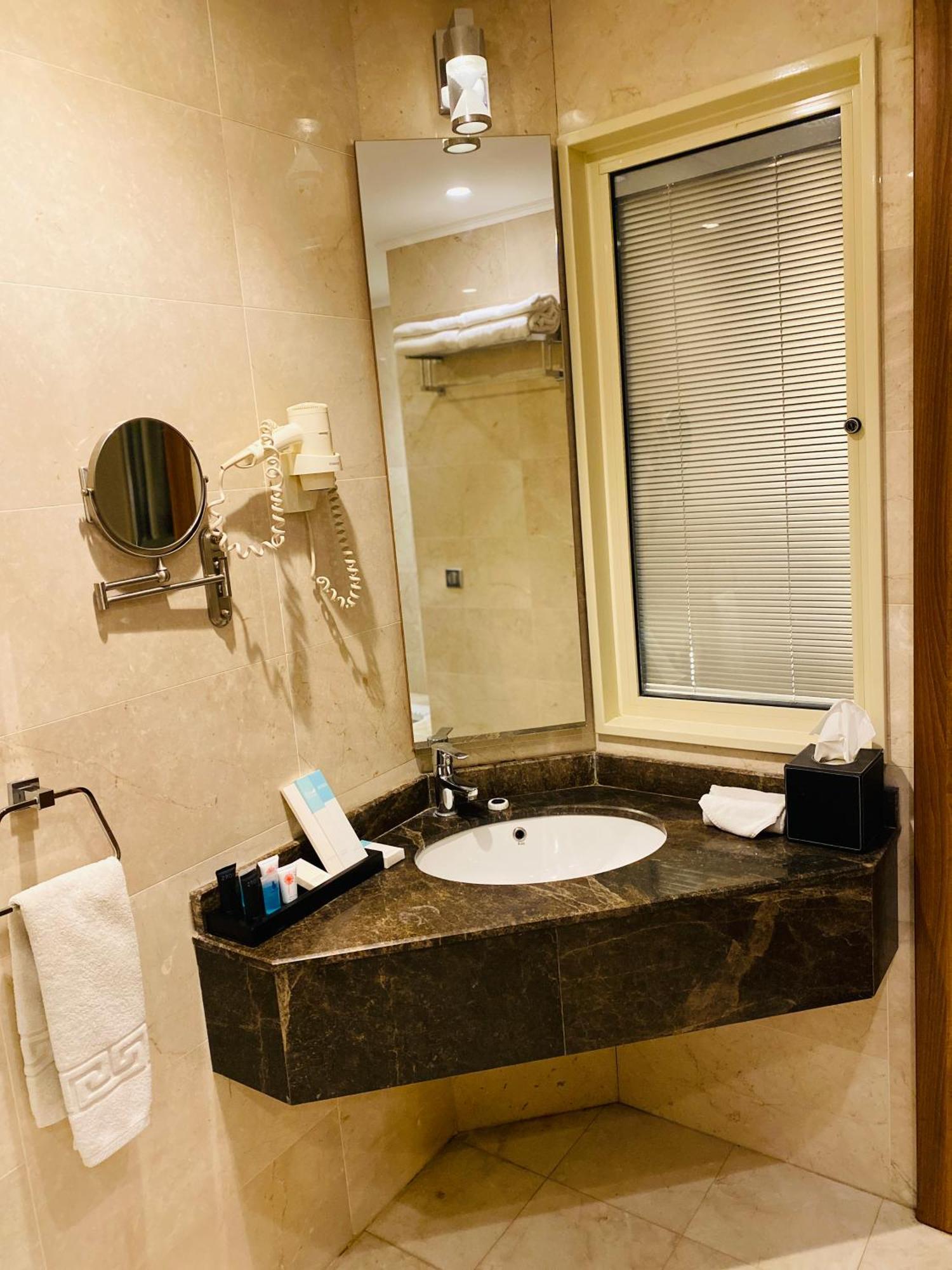Karbala Rayhaan Hotel & Suites Kültér fotó